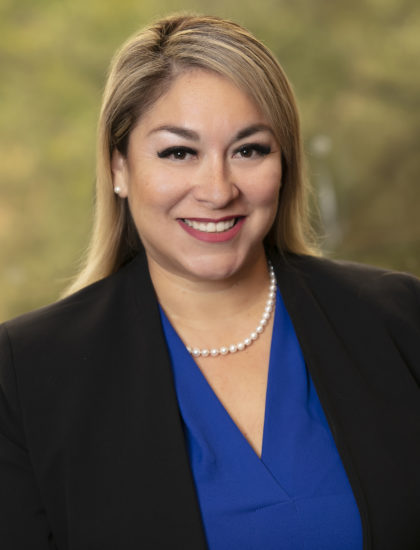 Bonnie Flores Headshot