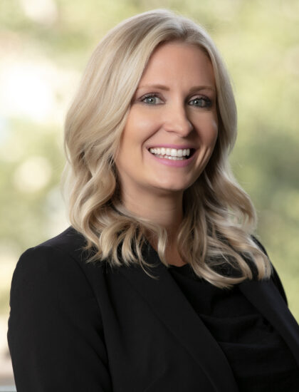 Tracy Bussard Headshot